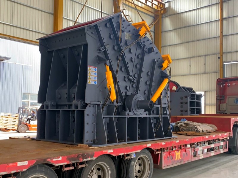 反擊式破碎機發貨至廣東 反擊式破碎機發貨至廣東